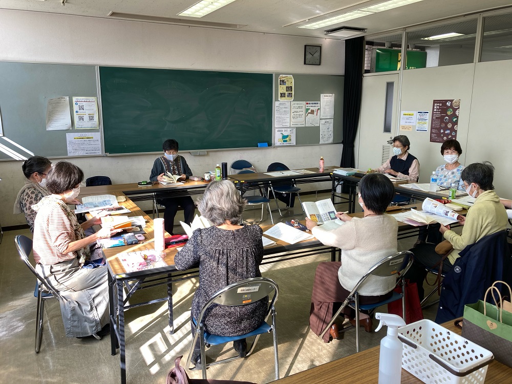 子どもの本を楽しむ会トップ画